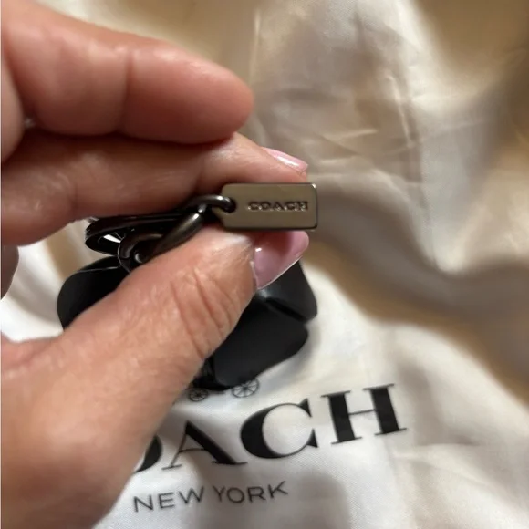 Coach Black Leather Floral Tea Rose Keychain Bag Charm - Picture 8 of 11